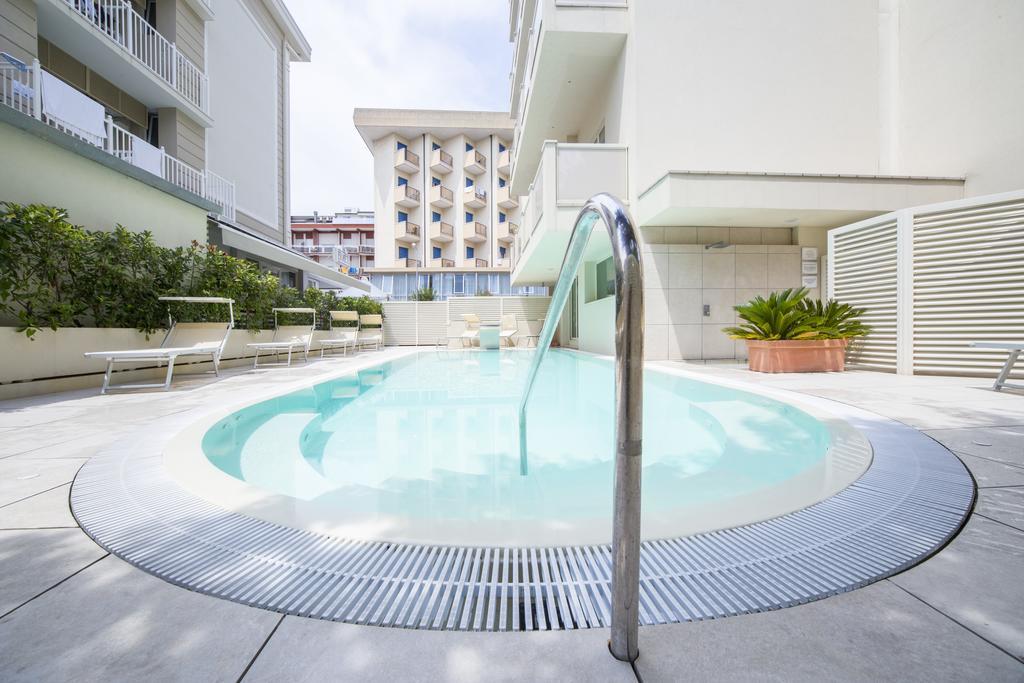 Hotel Alexander Riccione Exterior foto